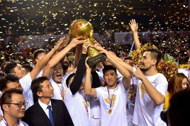 弗格25分李晓旭12+6辽宁险胜同曦 广厦胜吉林